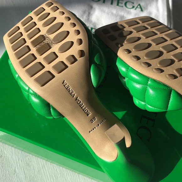 💚 BOTTEGA VENETA 💚 Padded Heels - Picture 7 of 9